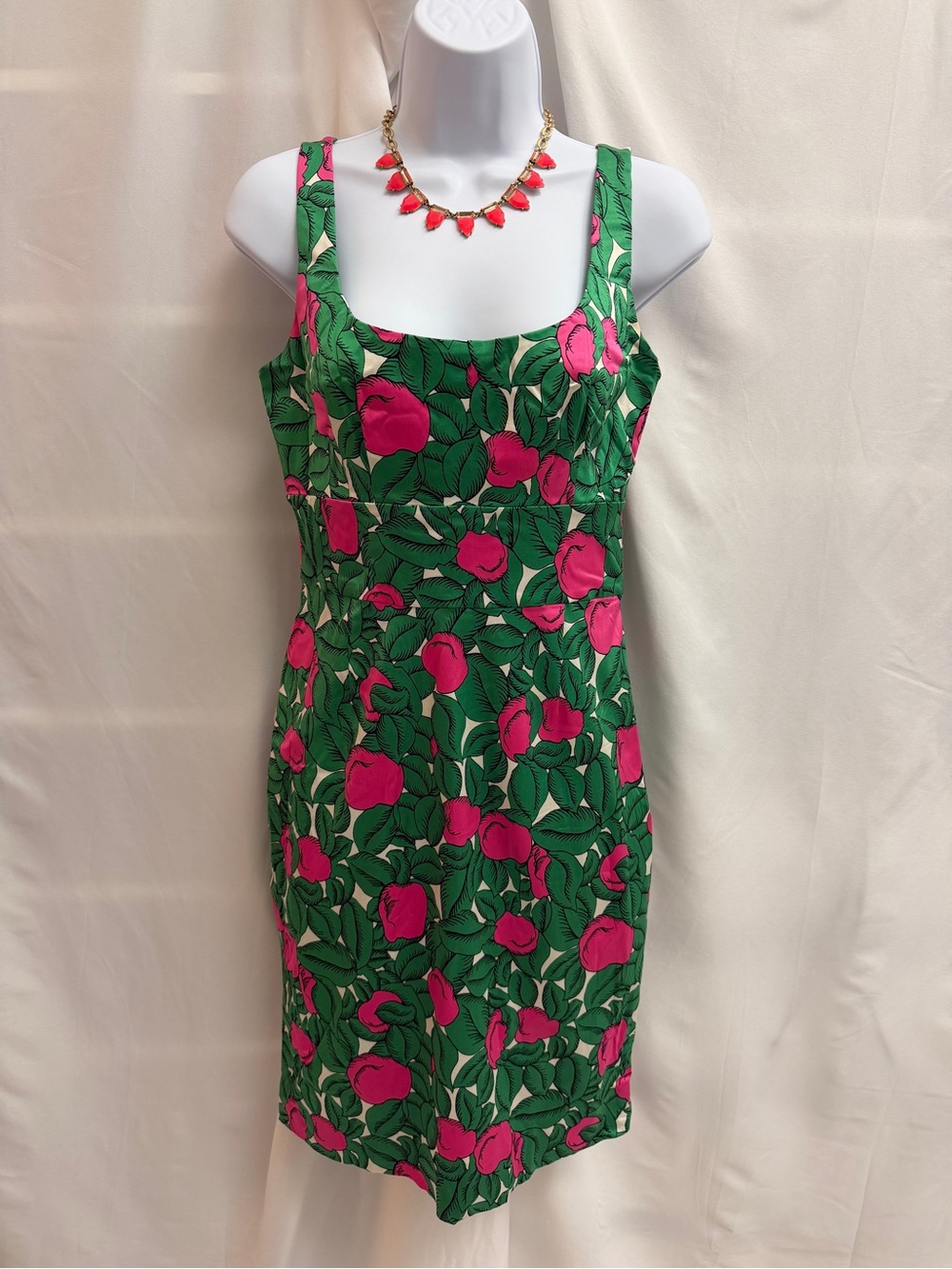 Diane von Furstenberg DVF Silk Blend Apple Print Scoop Neck Dress Size 8